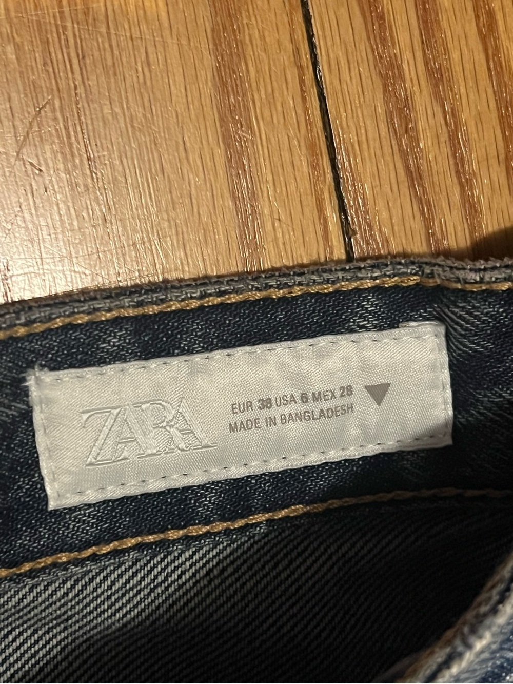 Zara Dark Blue Distressed Denim Jean Shorts - Picture 3 of 4
